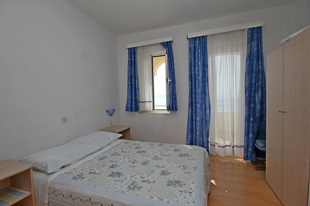 Apartments Adrion Drasnice Bilik gambar
