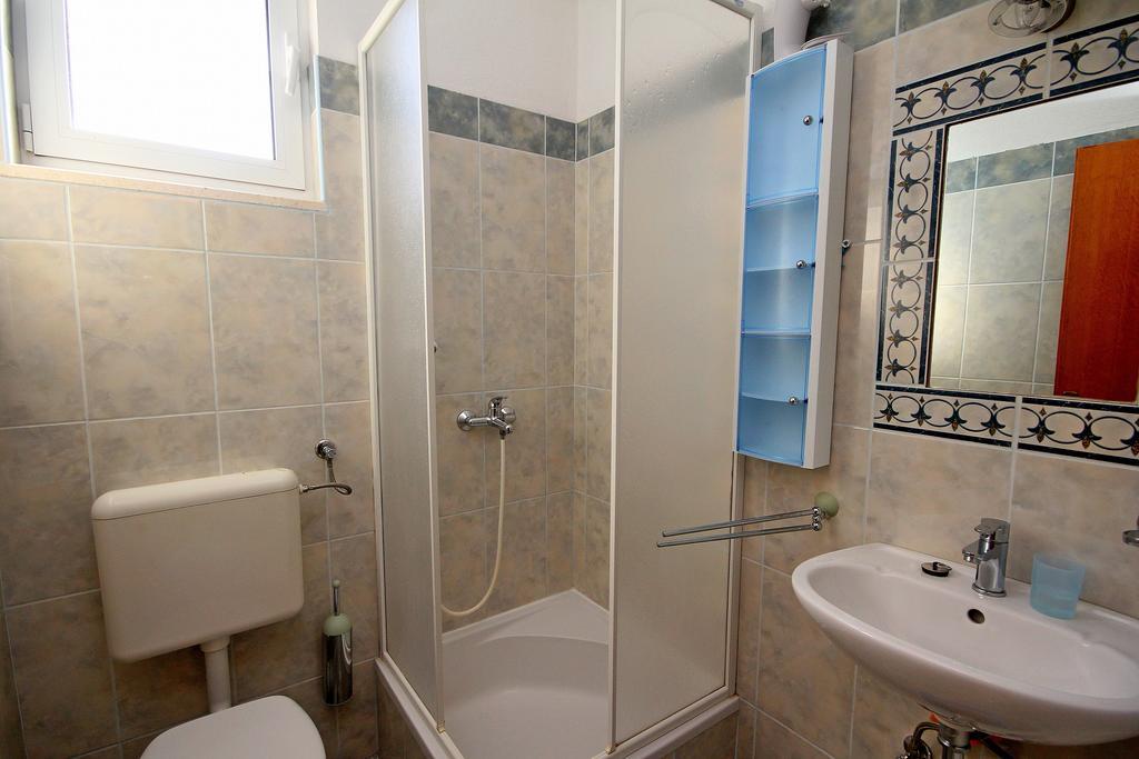 Apartments Adrion Drasnice Bilik gambar